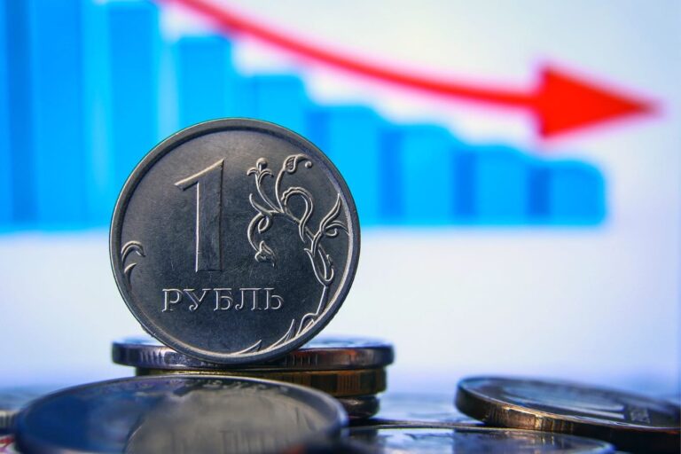 У Росії планують запровадити “цифровий рубль”. Так влада зможе контролювати витрати громадян