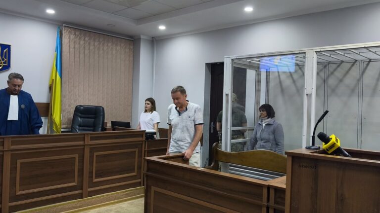 Підозрювану в нападі на волонтера Стерненка продовжать тримати під вартою