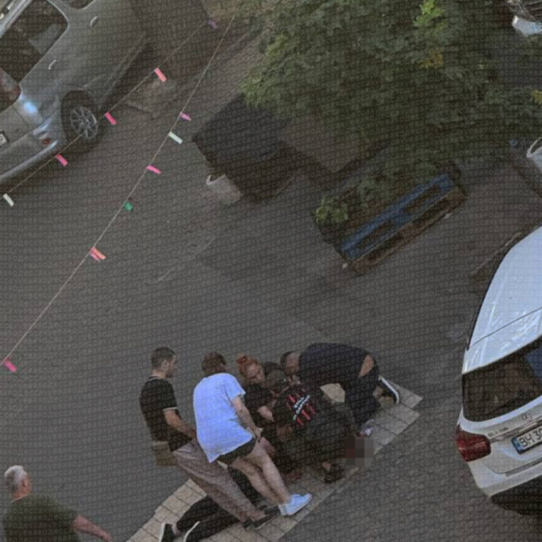 В Одесі сталася стрілянина. 25-річний хлопець отримав вогнепальне поранення в голову