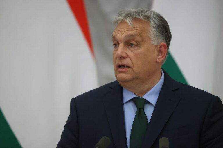У Орбана заявили, що 95% угорців не підтримали вступ України в ЄС. У референдумі взяли участь менше 30% громадян