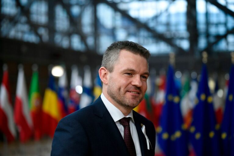 Президент Словаччини анонсував візит до України
