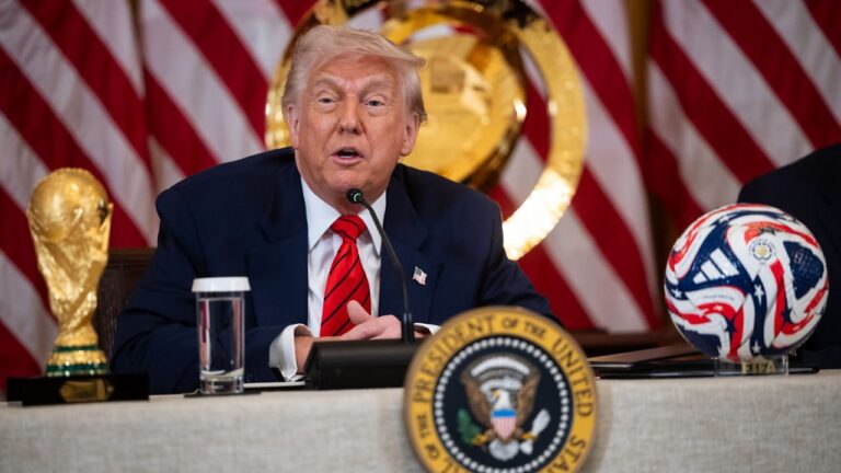 Трамп назвав “фейковими” новини про оцінку розвідки США ударів по Ірану