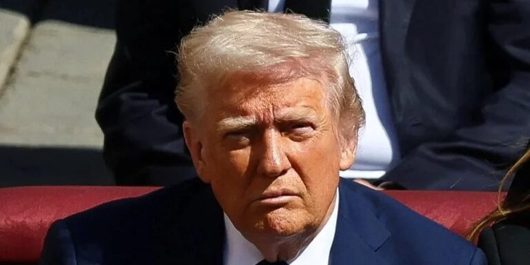 Трамп передумав скасовувати санкції проти Ірану
