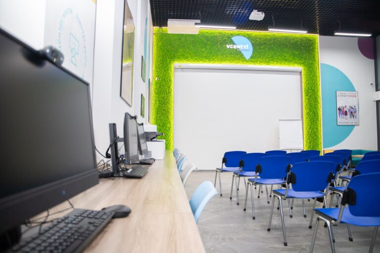 У Києві в районних Vcentri HUB пройде низка заходів 15-20 липня. Перелік