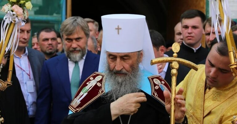 Родичі «азовців» пропонують обміняти митрополита УПЦ МП Онуфрія на поранених з Оленівки