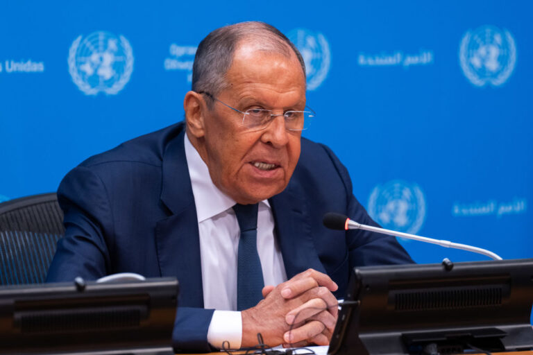 Заяви Лаврова про «гарантії безпеки» для України підірвали сподівання на прогрес у припиненні війни — Politico