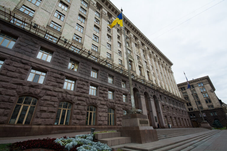 Суд задовольнив апеляційну скаргу столичної влади щодо неправомірної діяльності асфальтобетонного заводу «АБЗ-1»