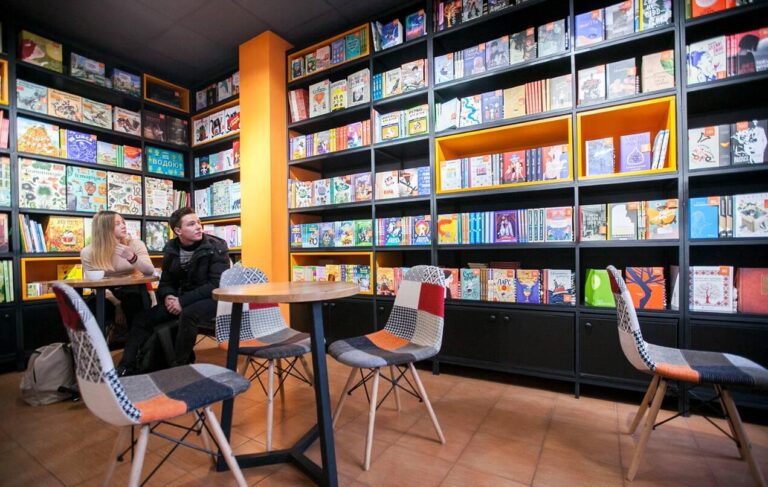 На Подолі закрилась кав’ярня-книгарня Zakapelok. Була далеко від метро