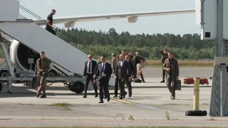Зеленський прибув до Данії для участі у заходах, присвячених початку головування країни в Раді ЄС