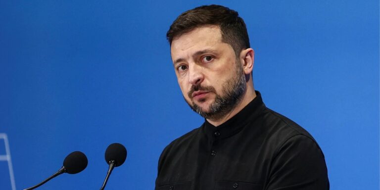 Переговори можуть початися з теперішньої лінії зіткнення — Зеленський