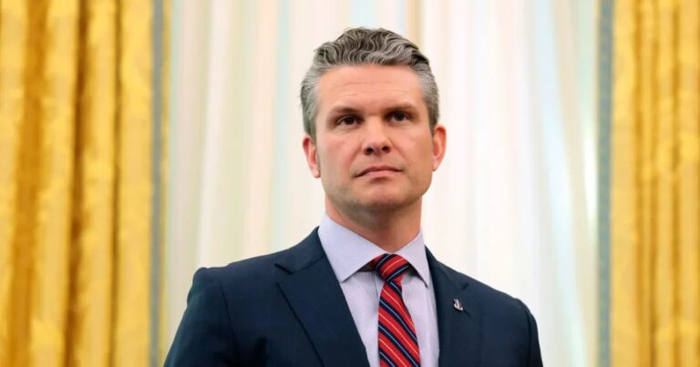 Гегсет знову оскандалився — поширив відео із заявою пастора про те, що жінок варто позбавити права голосу