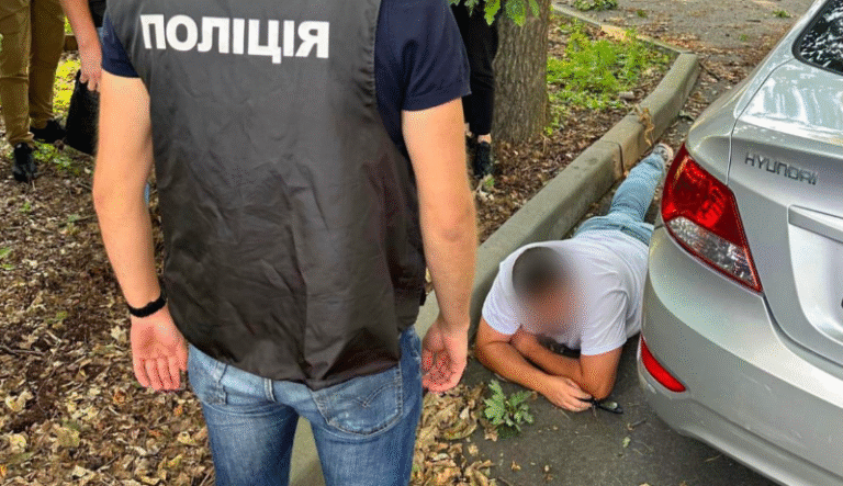 Депутата міськради на Київщині затримали на хабарі у 5 тисяч доларів, — поліція Київщини