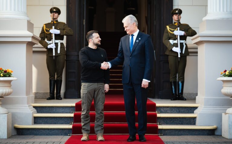 Науседа у розмові із Зеленським підтримав цілісність України та її вступ у ЄС до 2030