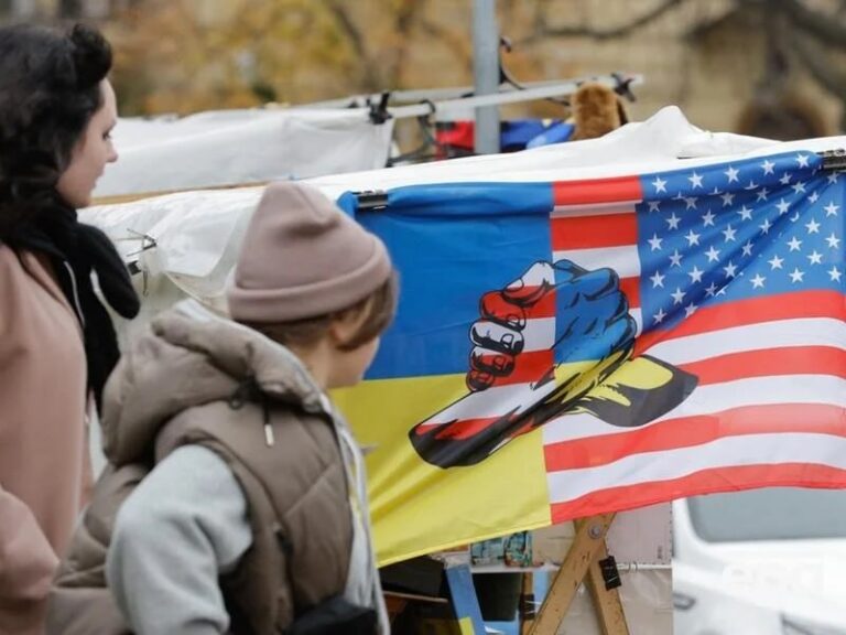Десятки тисяч українських біженців в США ризикують залишитися без захисту з 15 серпня