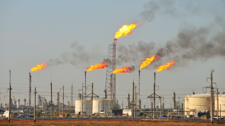 Чистий прибуток «Роснефті» впав майже на 70%