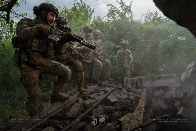 «Азов» зайняв смугу оборони на Покровському напрямку і вжив заходів для блокування російських сил