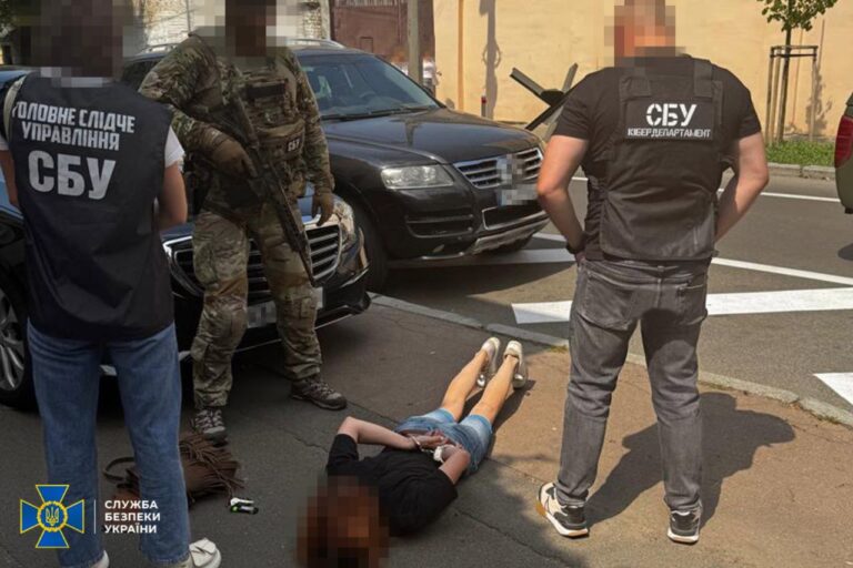 В СБУ заявили про затримання агентки ФСБ, яка готувала атаки на Київ