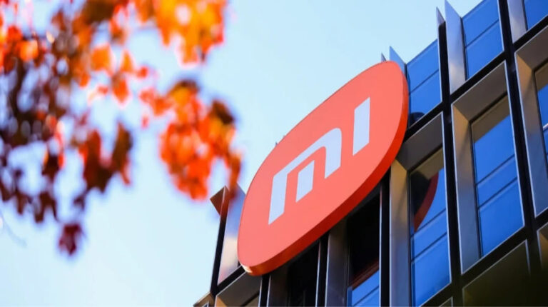Samsung і Apple пригрозили Xiaomi судом через образливу рекламу