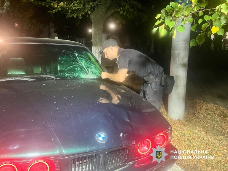 На Одещині в ДТП загинула 22-річна дівчина. Медіа пишуть, що вона донька депутата Київради