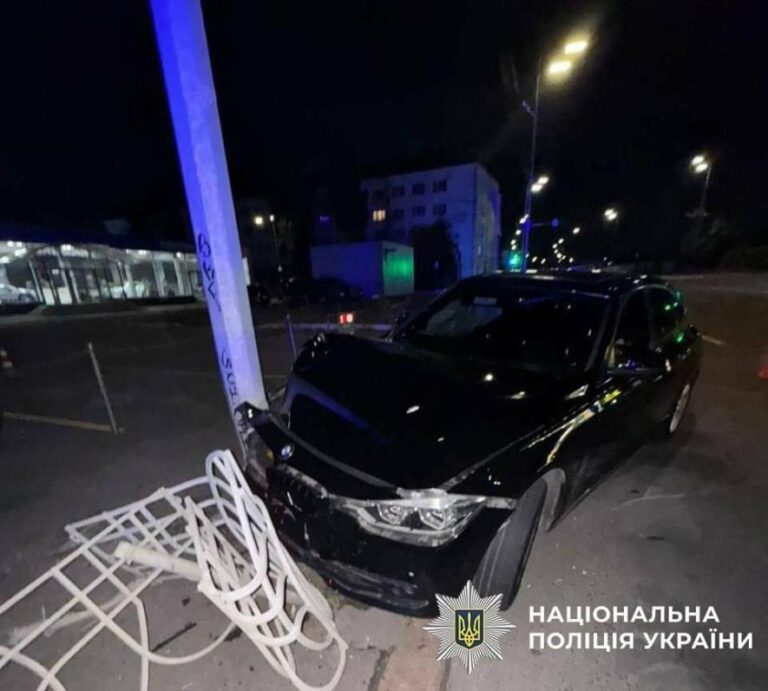 Здав машину на мийку – отримав металобрухт: у Києві працівник вкрав BMW