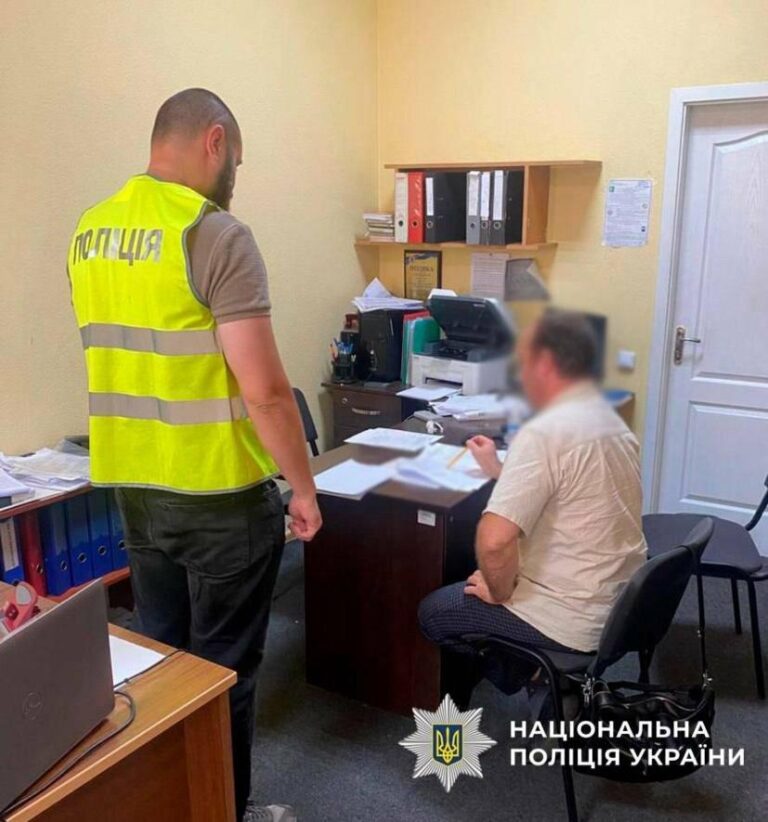 Скандал у Києві: директор фірми «заробив» 750 тис. грн на ремонті школи «Козак»