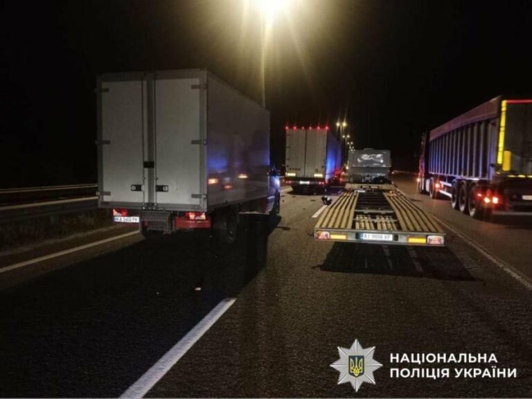Дорожній колапс у Київській області: трагічна аварія забрала життя, подробиці ситуації
