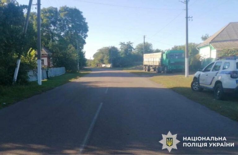 П’яний водій утік з місця страшної ДТП на Київщині: збитий пішохід у лікарні – подробиці трагедії