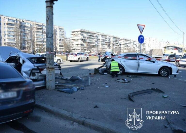 Трагічні інциденти на дорогах Києва: сімох водіїв підозрюють у причетності, – подробиці справи.