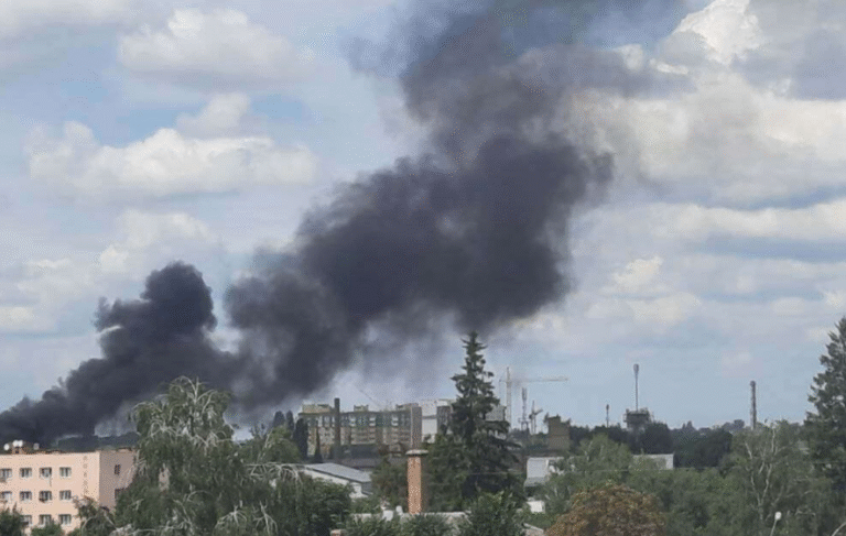Димова загроза на Київщині: рятувальники впоралися з жахливим задимленням – ФОТО