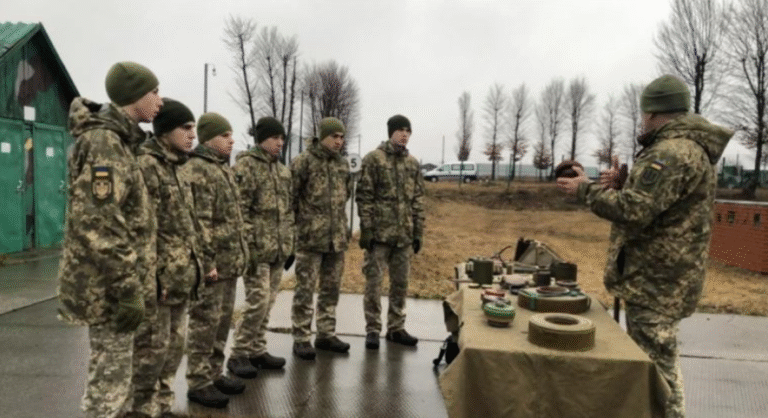 У Київській області стартує безкоштовний курс військової підготовки: КОВА запрошує всіх бажаючих