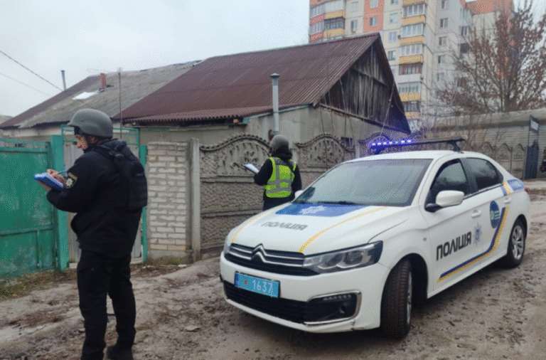 Вторгнення в оселю з пістолетом і залякуваннями: розбійний напад у Київській області – усі подробиці