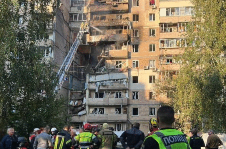 Київ відкриває гуманітарні пункти підтримки для постраждалих: всі деталі