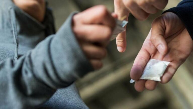 В столиці провели великий обшук: киянина засудили за зберігання наркотиків