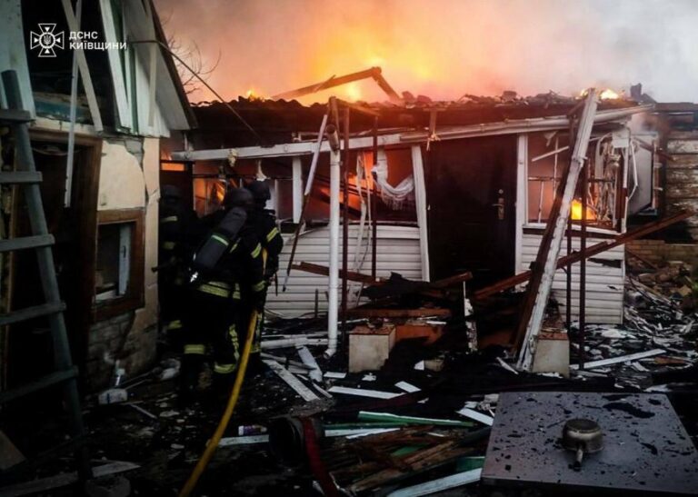 Київ та область під вогнем: вибухи, жертви та численні травмовані