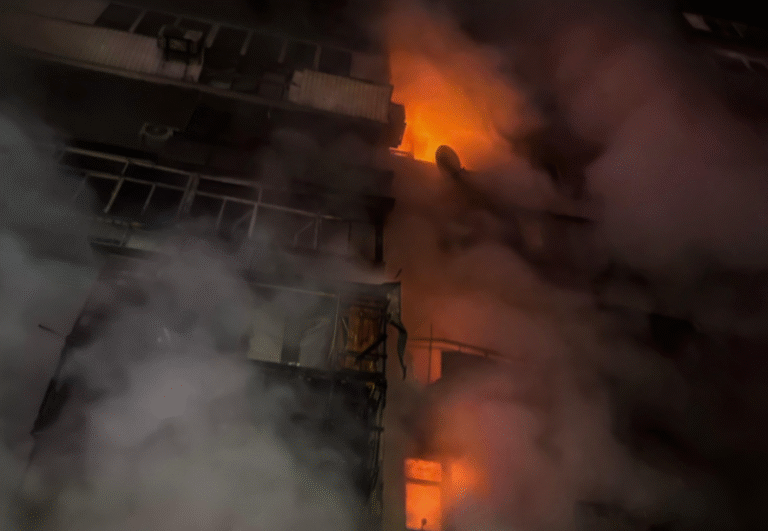 Серце зупинилося після вибуху: у Києві російські дрони забрали життя матері й доньки
