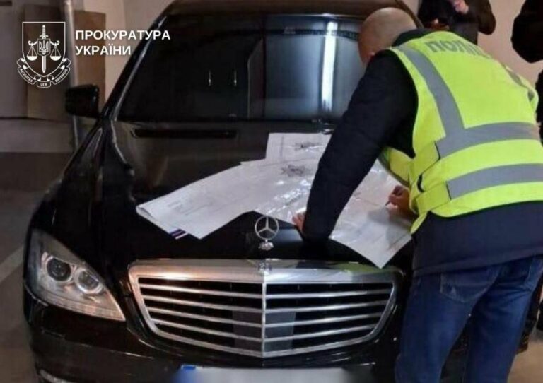 Крадьків обрала нічна темрява: у Києві розпочнеться суд над квартирною бандою