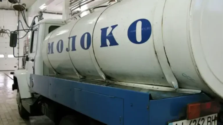 Молочний рахунок столичного метро: куди зникають сотні тисяч гривень