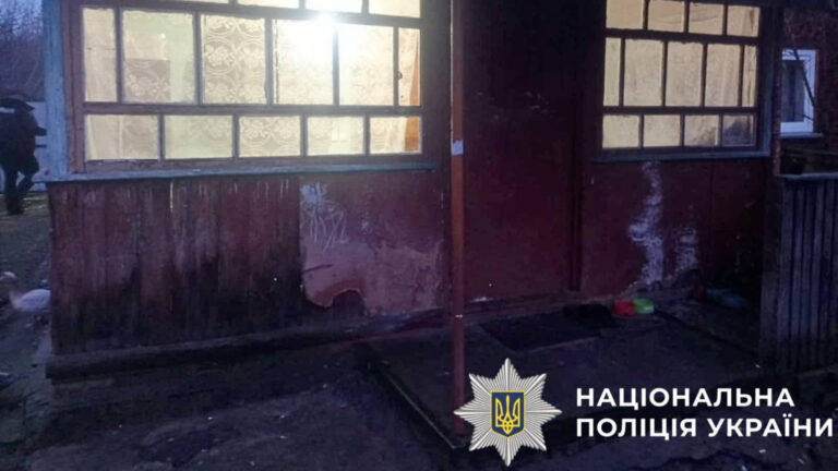 У Київському селі під час конфлікту чоловік кинув гранату у стіну