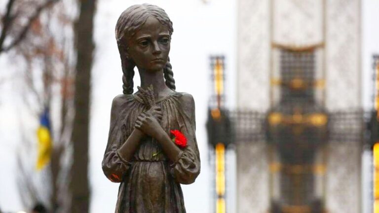 «Свічка пам’яті» 21 листопада: мистецький та історичний обмін про Голодомор у Києві