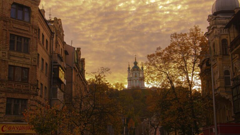 В Україну знову йде потепління: у Києві очікується +12°C