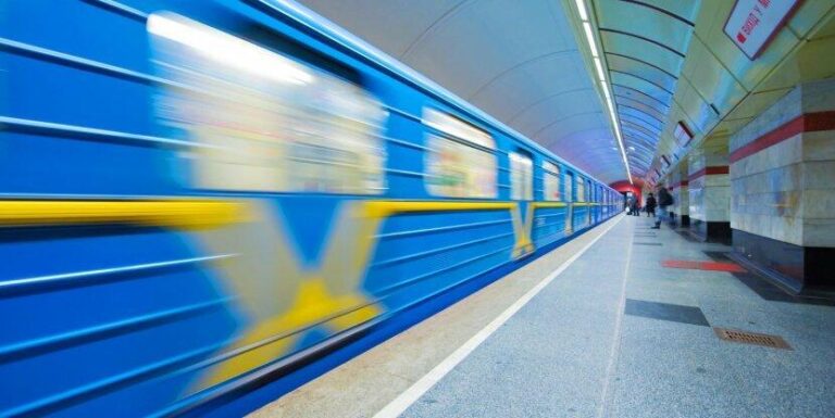 Метро і трамваї Києва можливі зупинки: важливі деталі