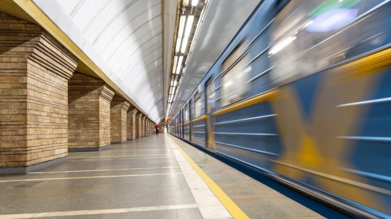 Київське метро: чому суд виправдав обвинуваченого в домаганнях
