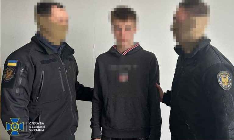 У Києві затримали неповнолітнього диверсанта, що заклав дві вибухівки у Дніпрі, влаштувавши пастку для правоохоронців