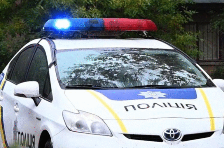 Лихо в квартирі: в Києві підліток потрапив до лікарні через небезпечні розваги