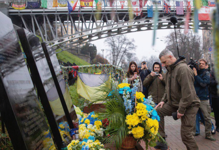 Вільні та незламні: у Києві вшанували пам’ять українських героїв, – ФОТО