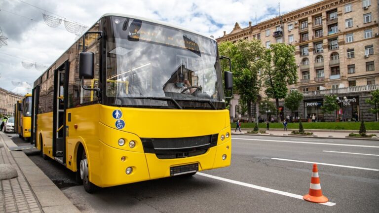 Ярмарки в weekend: 12 маршрутів у Києві, які зазнають змін