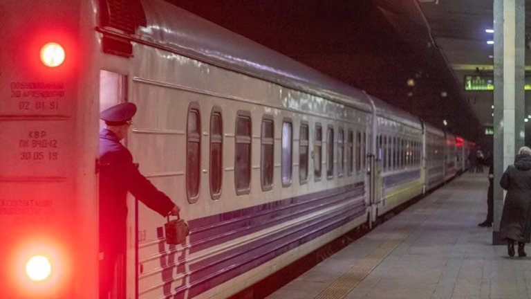 Швидше на 2 години — як дістатися з Києва до Варшави