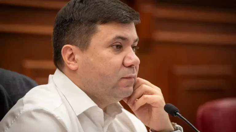 Київ: заступник міністра повідомив про «прослушку» в автомобілі