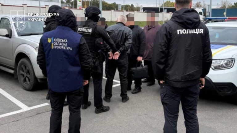 Корупційний скандал з дронами: затримання з $31 тисячею на Київщині