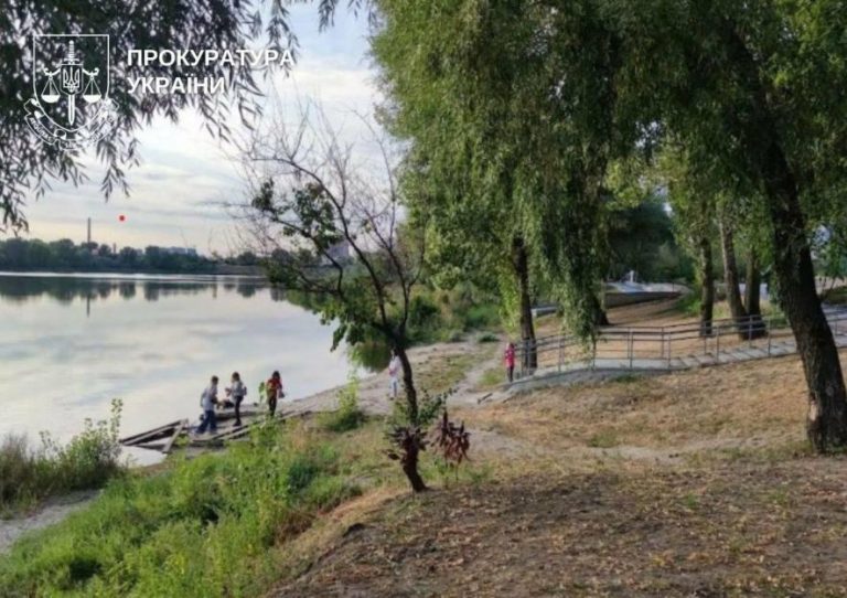 Витрати під підозрою: Київ переплачує за ремонт парку